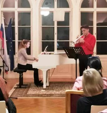 Miklavžev koncert mladih glasbenikov Hudournikov (18)